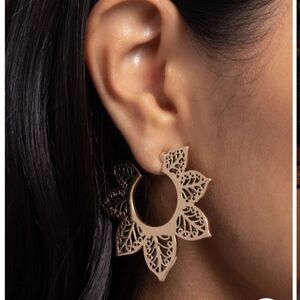 Paparazzi Tangled Tapestry Bold Hoop Earrings Gold Laser Cut Boho Pierced New